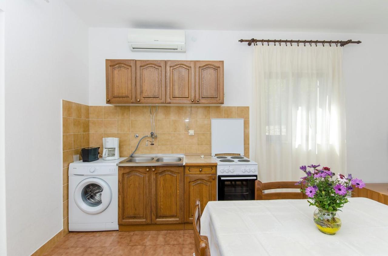 Apartments Goran Postira Extérieur photo