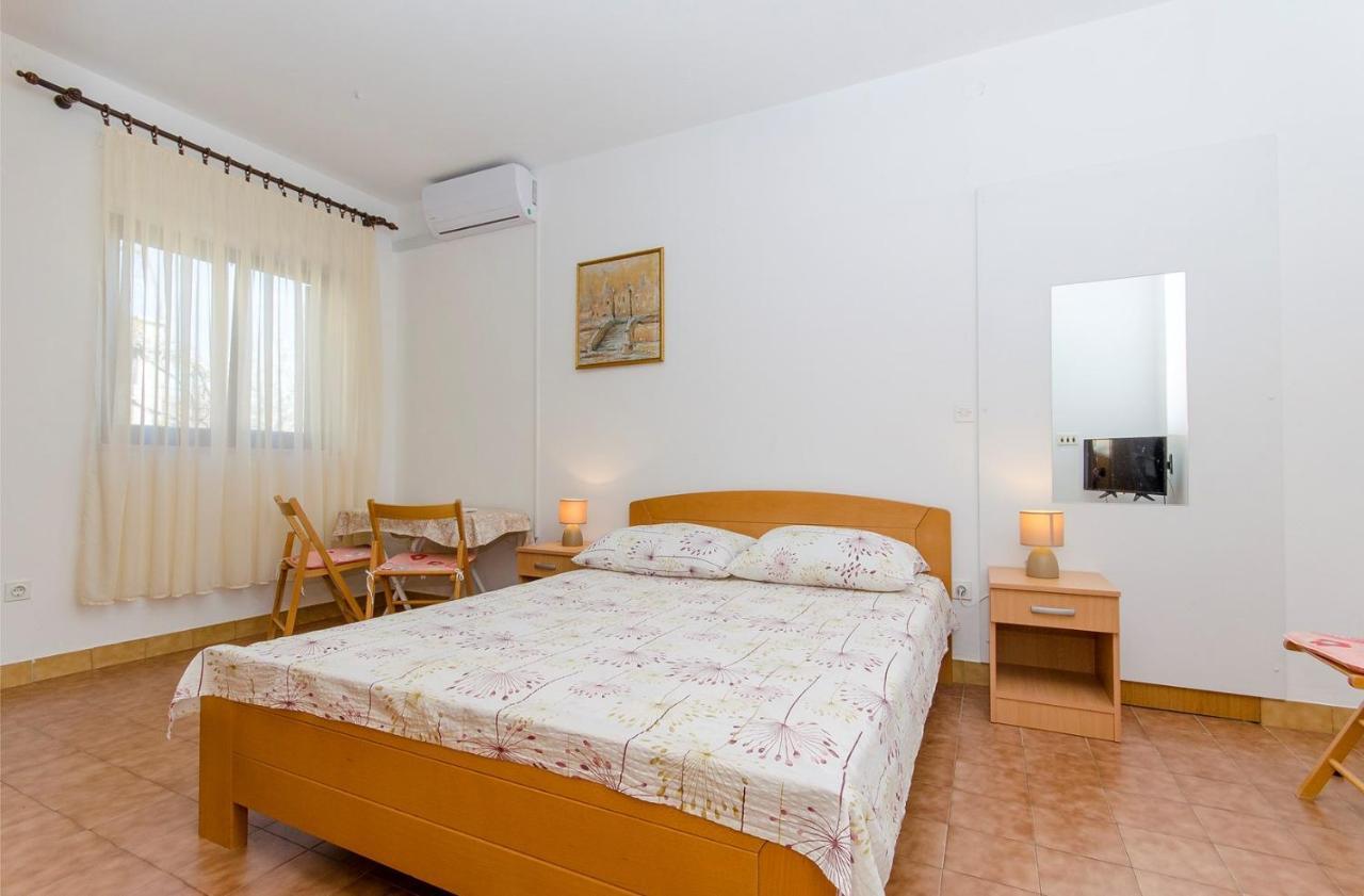 Apartments Goran Postira Extérieur photo